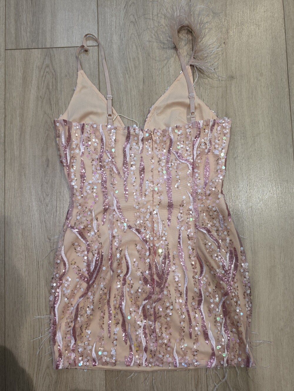 Bella Barnett Pink Sequin Feather Mini Dress Size L Rhinestone Party Cocktail - Picture 4 of 10